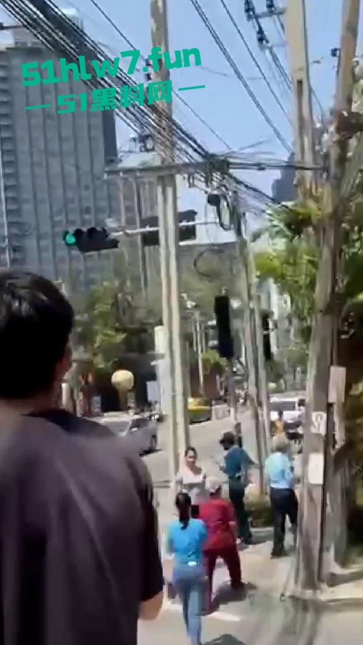 哟喝!老天开眼降下神罚惩罚缅甸恶毒电诈区 7.9级,地震楼塌人亡大快人心,愿好人一生平安!-2