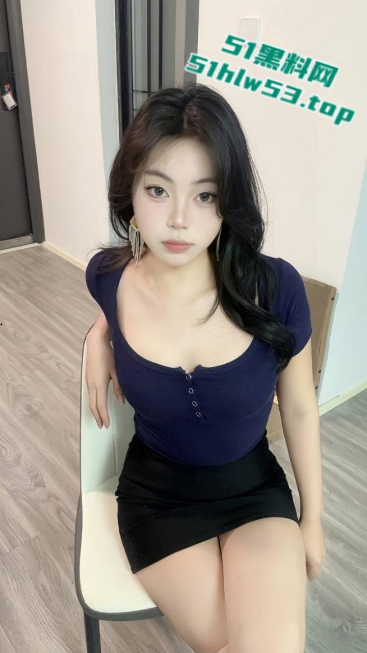 金华职业技术大学【吕艺珂】性欲极强痴迷指奸被炮友双指齐插，狂揉阴蒂淫汁喷溅当场失禁！