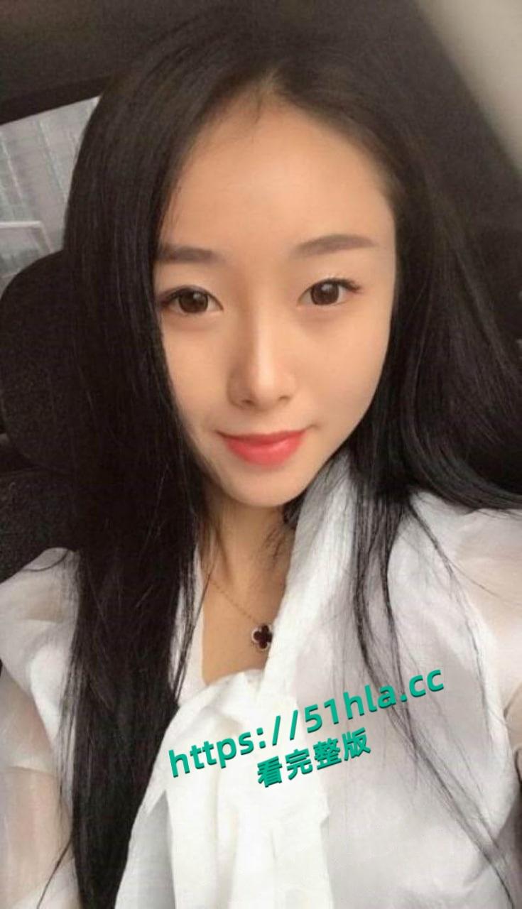 苏州幼师【豆豆】厕所贴满卖淫宣传照片，下海三年背着老公私下卖淫，摸逼自慰视频被曝光流出！